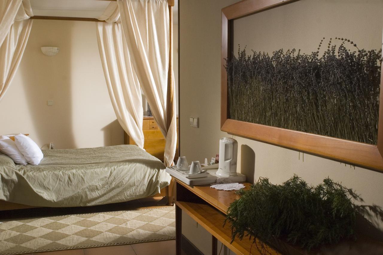 Hotel Rural & Spa Las Nubes Albalate De Zorita Luaran gambar